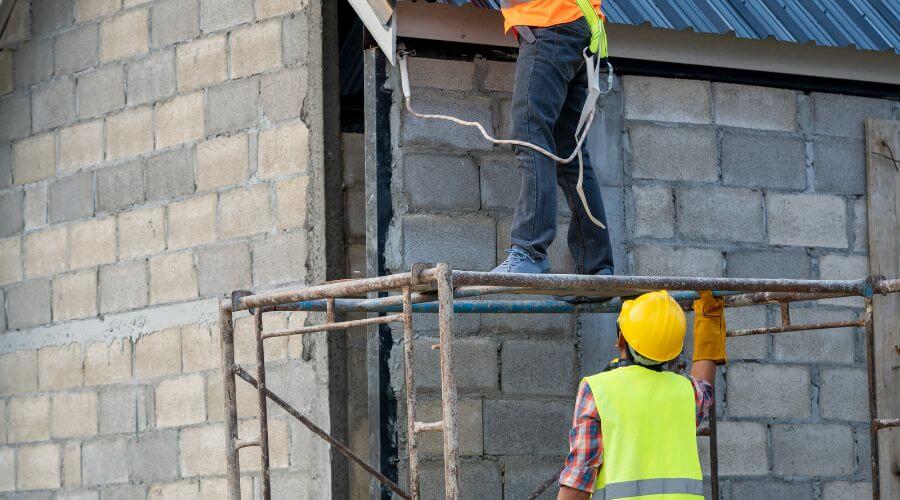 Expert Emergency Roof Repairs services in Mulliken, MI